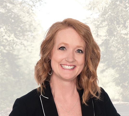 Consultant Nicole Burns