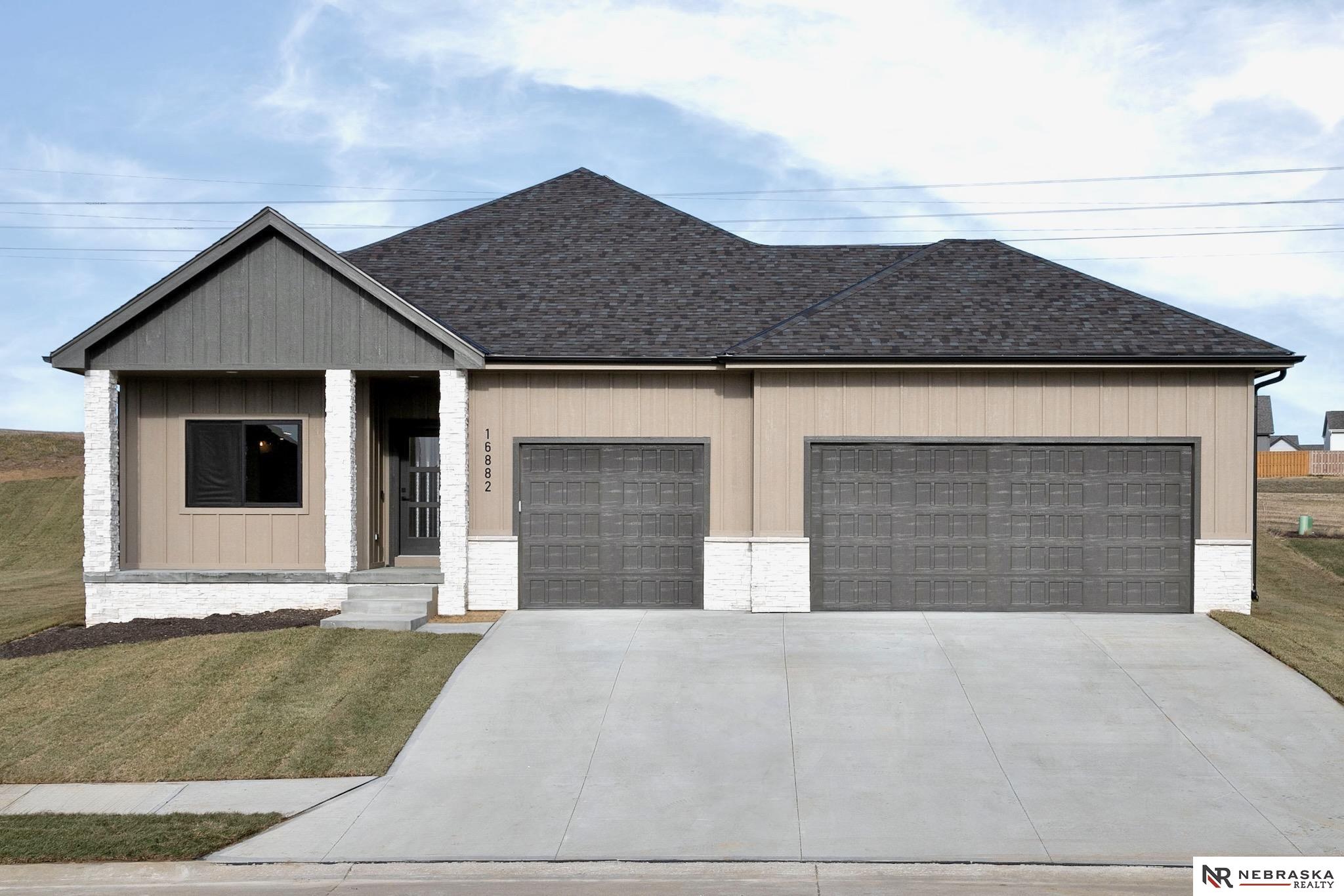 15704 Laurel Avenue, Omaha, Nebraska image 1