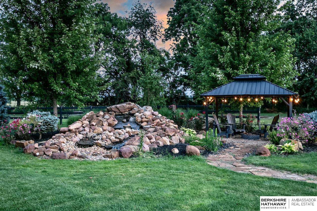 525 Sunset Drive, Yutan, Nebraska image 3