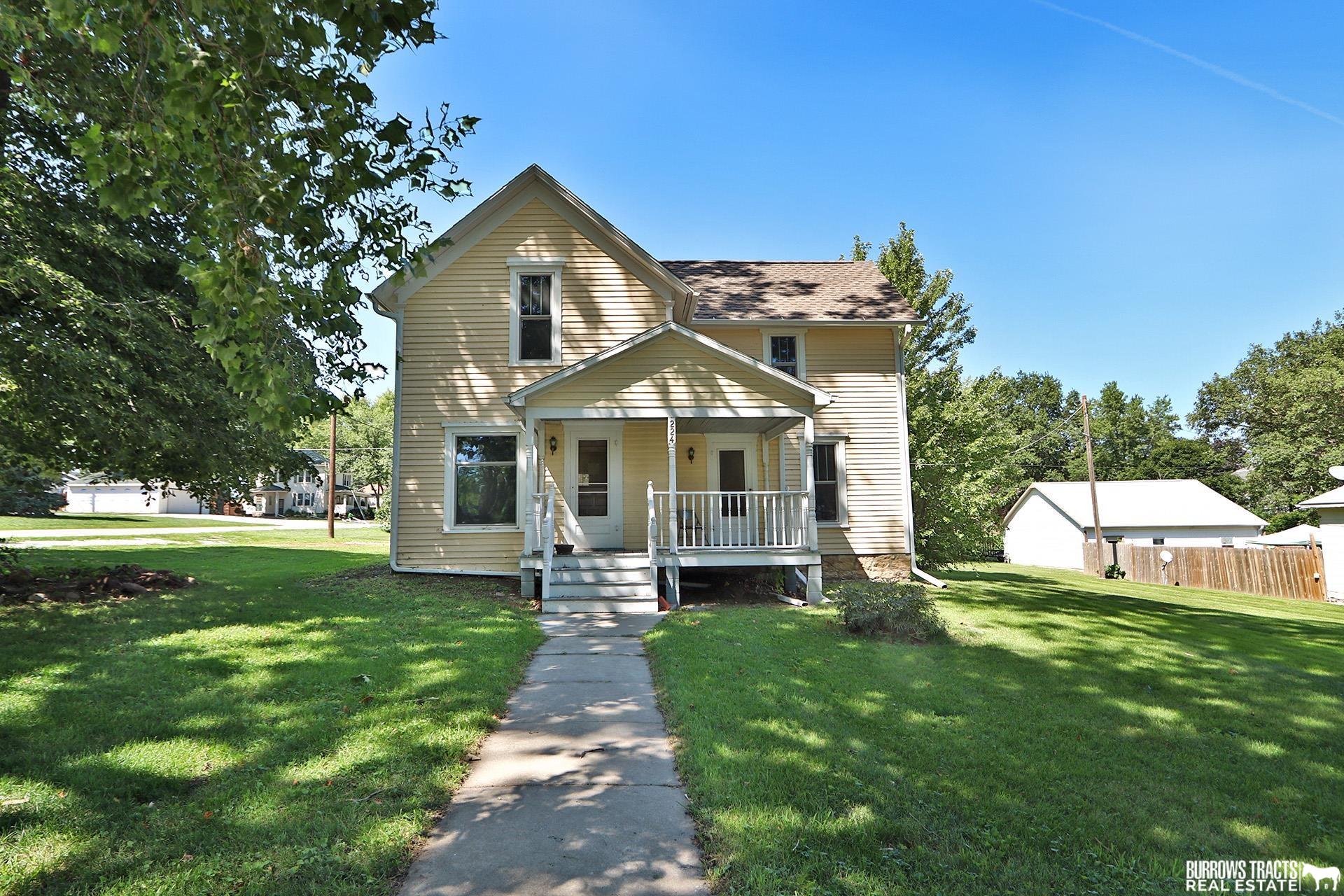 224 W E Street, Elmwood, Nebraska image 1