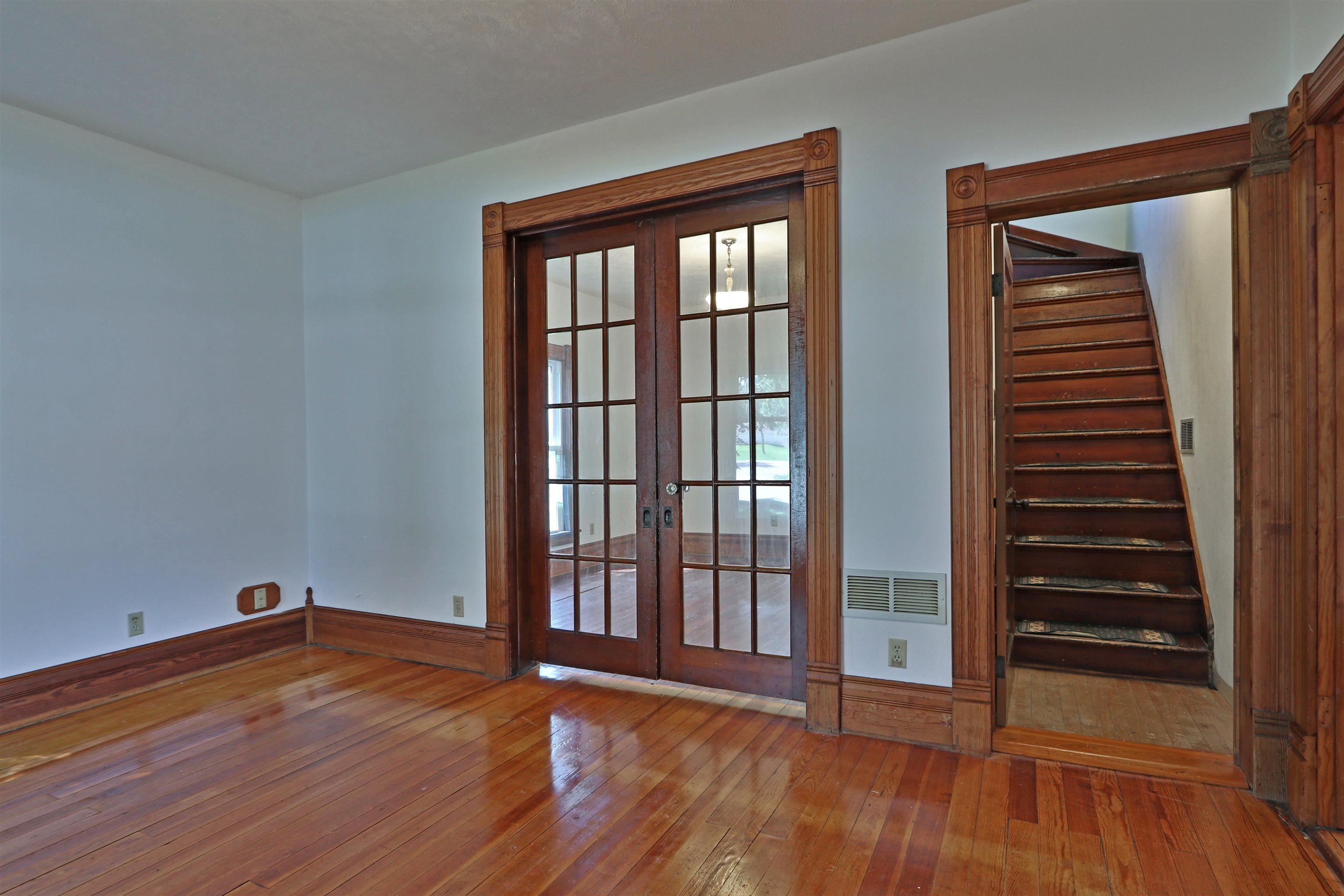 224 W E Street, Elmwood, Nebraska image 16