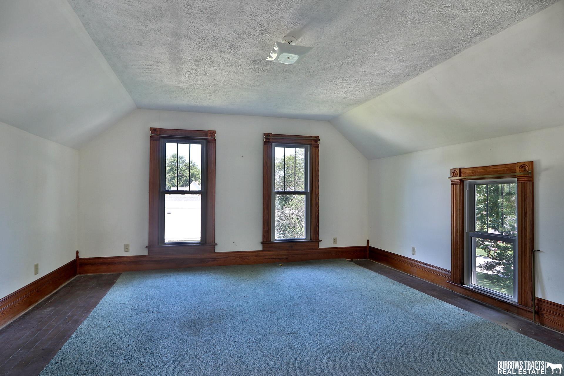 224 W E Street, Elmwood, Nebraska image 25