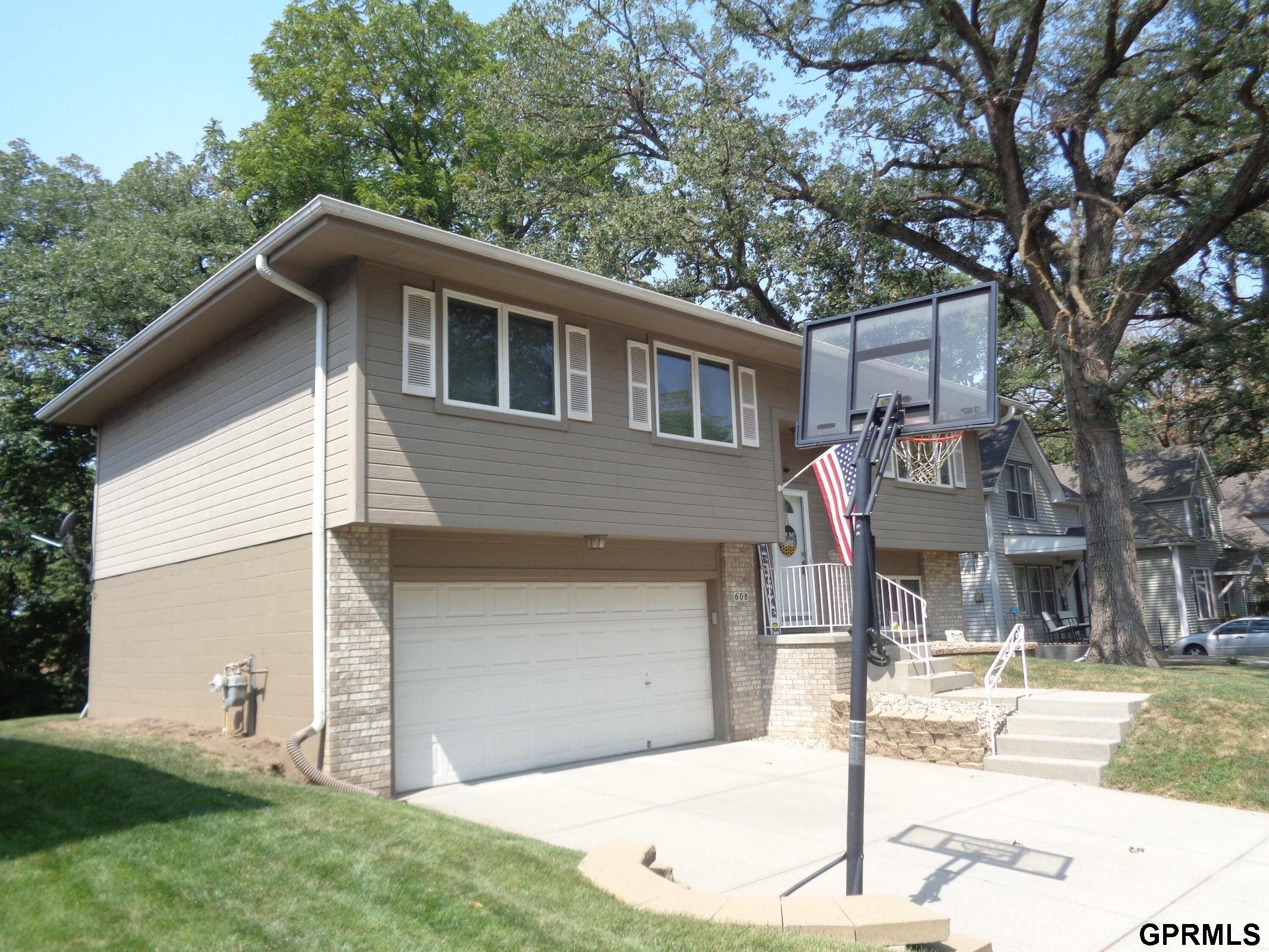 608 Hazel Street, Council Bluffs, Iowa image 4