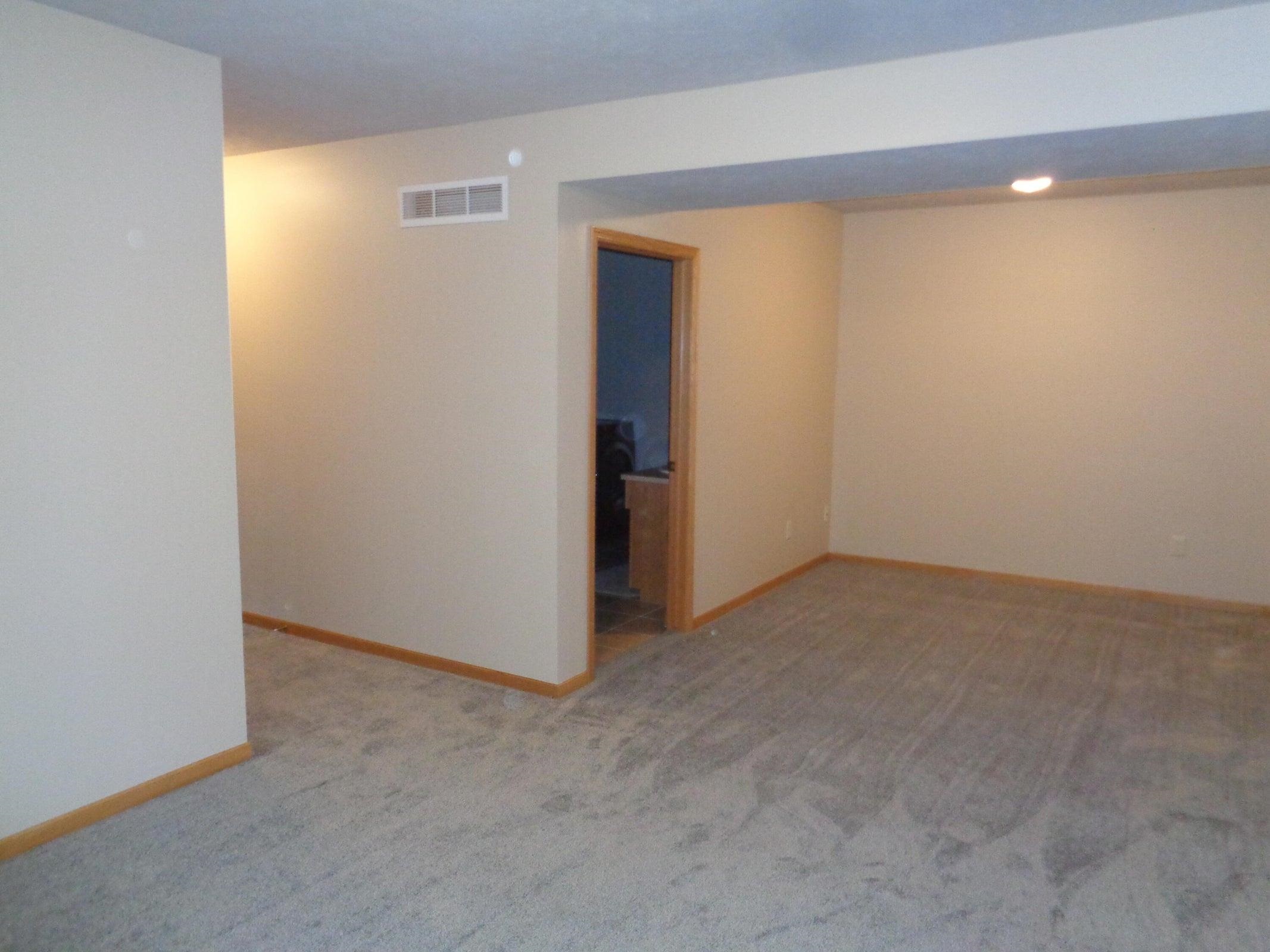 608 Hazel Street, Council Bluffs, Iowa image 38
