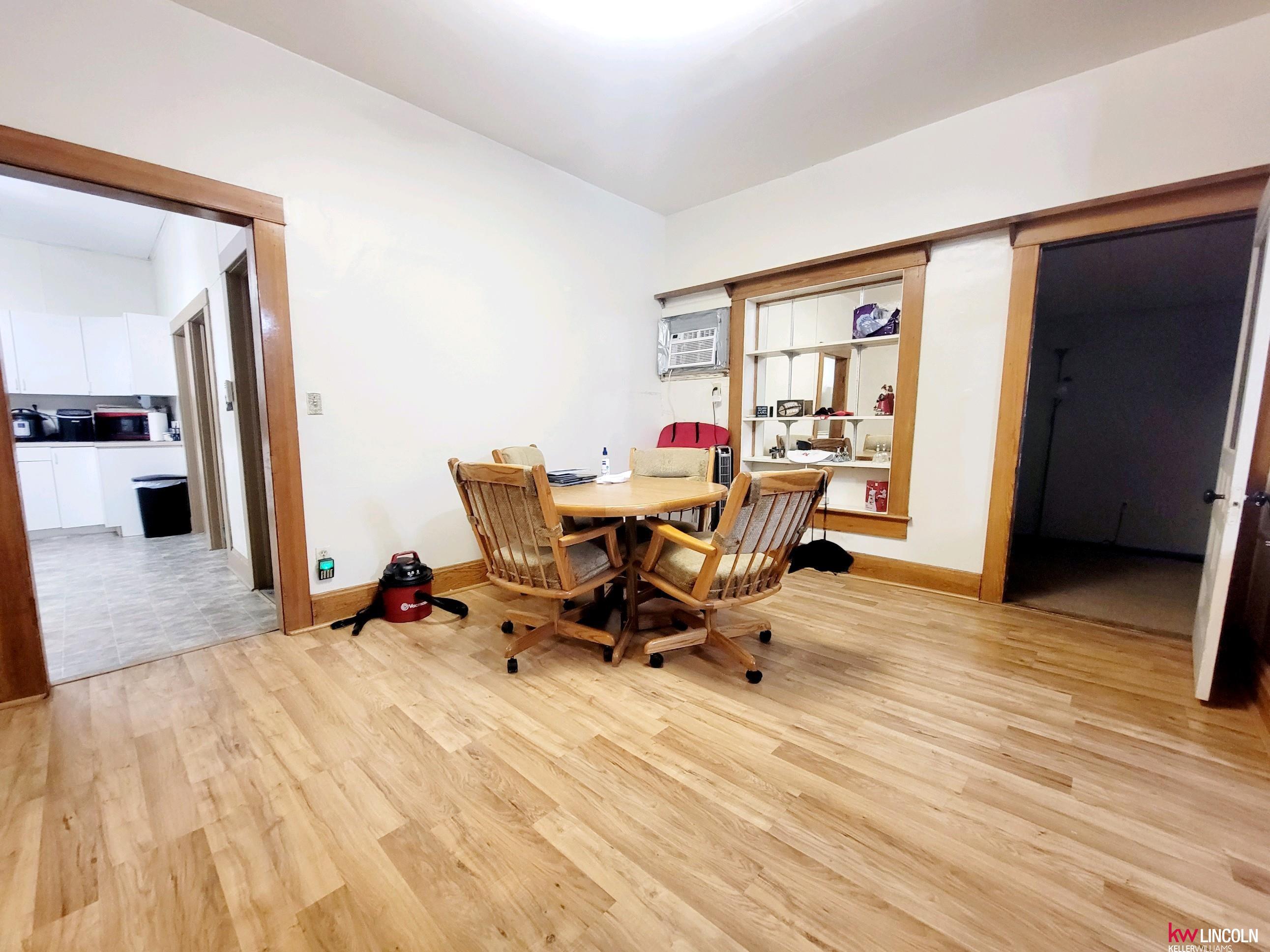 103 E North Street, Sutton, Nebraska image 3
