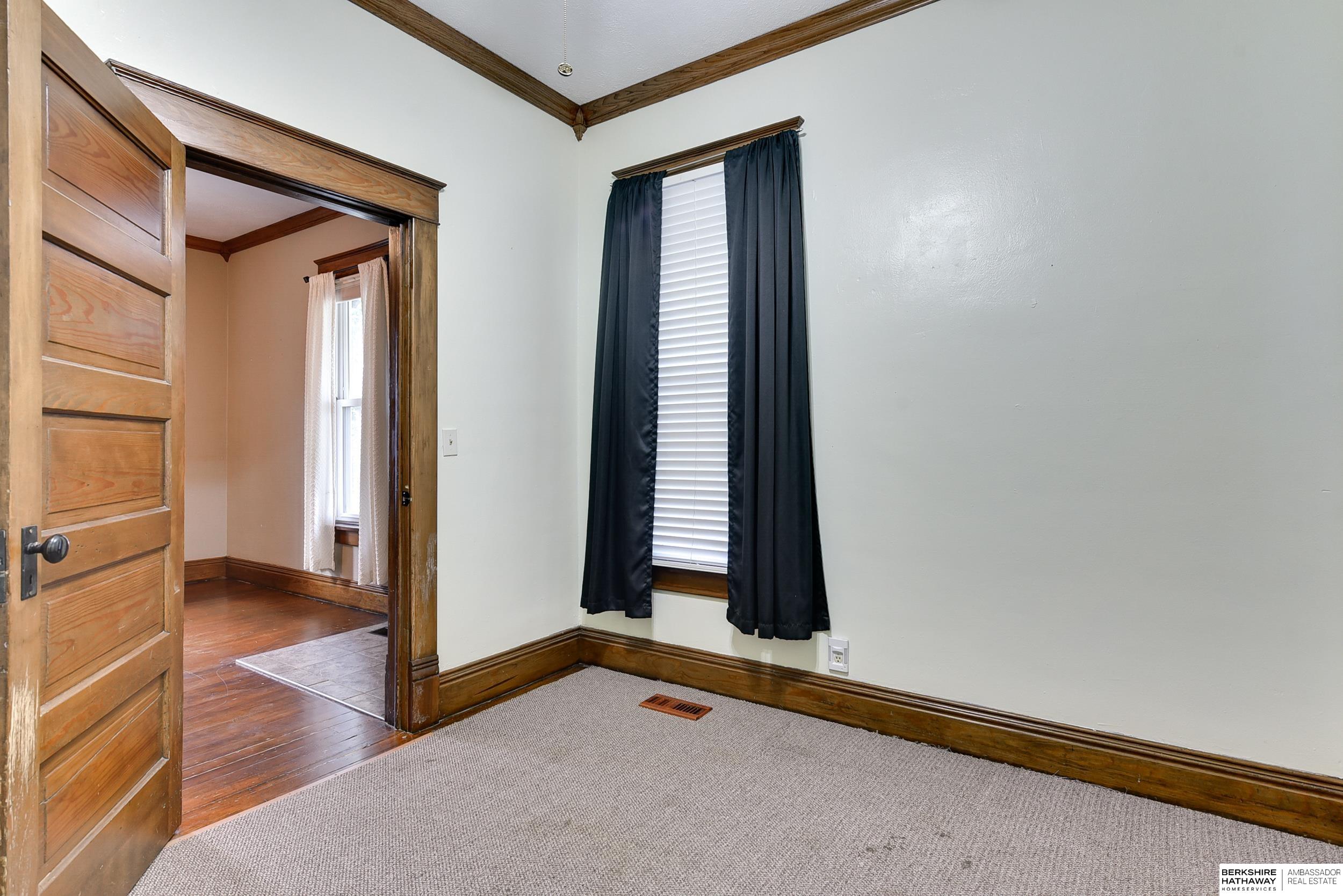 1401 High Street, Council Bluffs, Iowa image 9