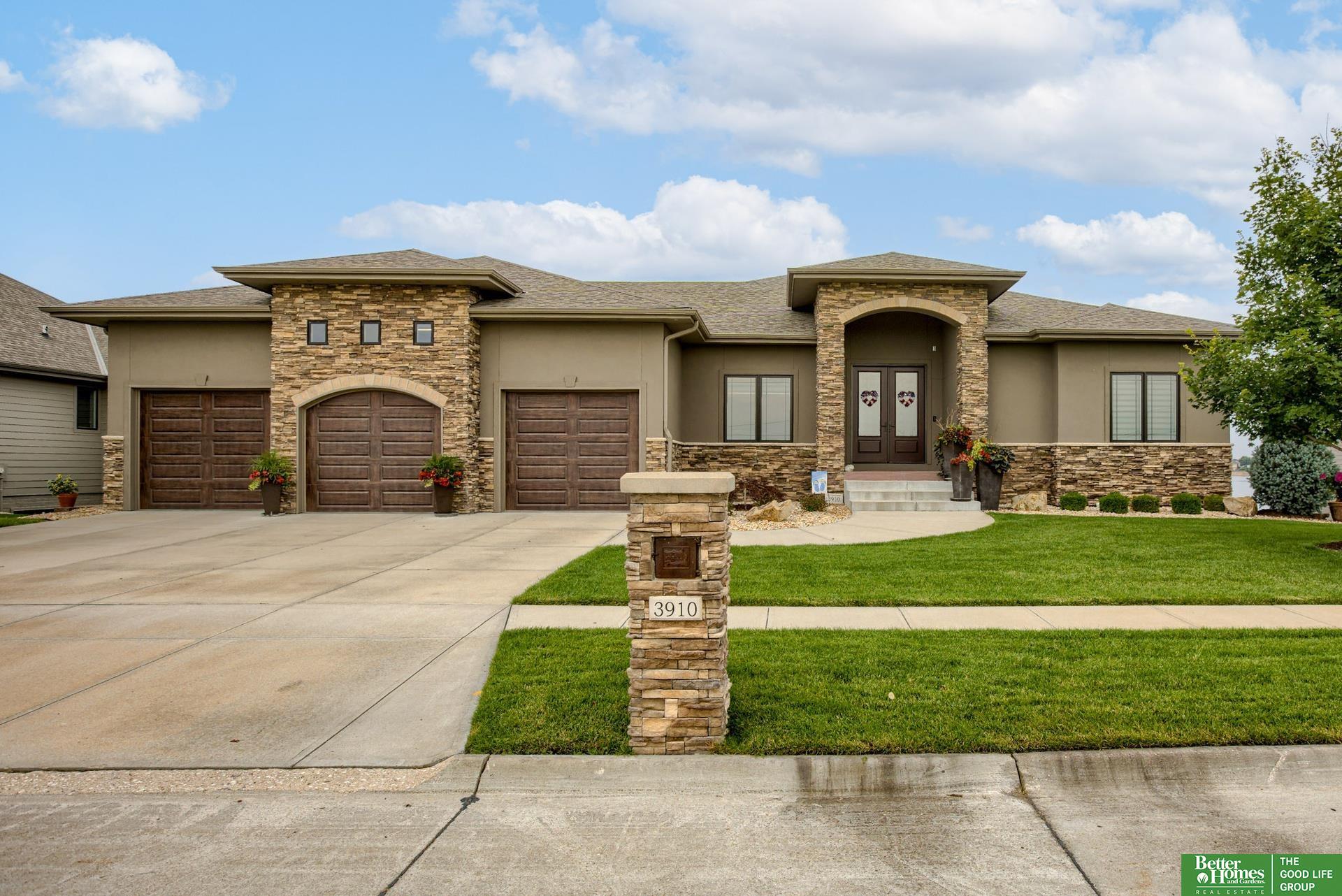 3910 N 265th Court, Valley, Nebraska image 1