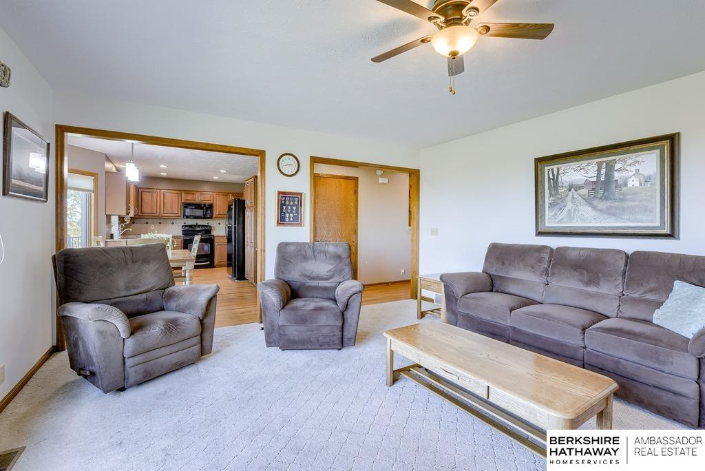 13784 Barn Hill Lane, Blair, Nebraska image 17