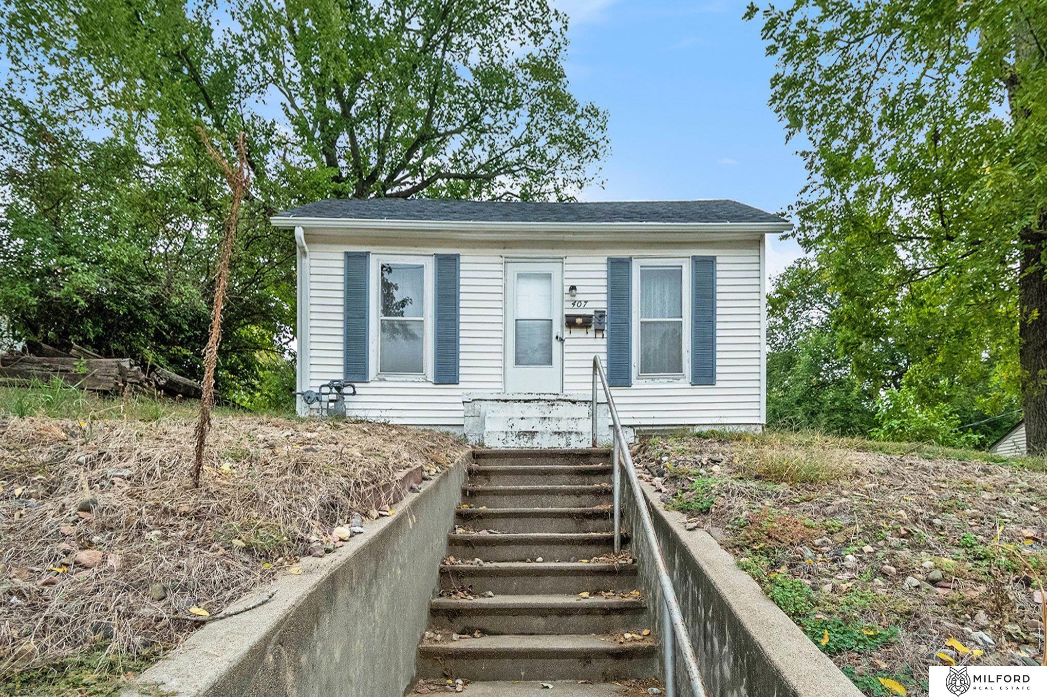 407 N Locust Street, Glenwood, Iowa image 1