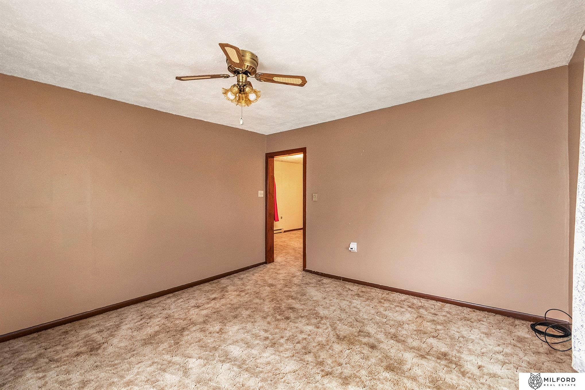 407 N Locust Street, Glenwood, Iowa image 7
