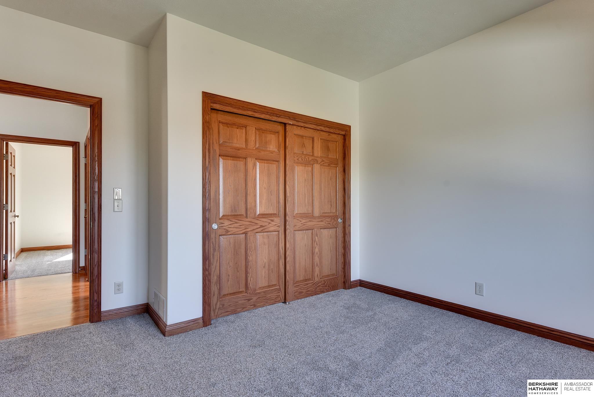 4917 N 96 Street, Omaha, Nebraska image 33