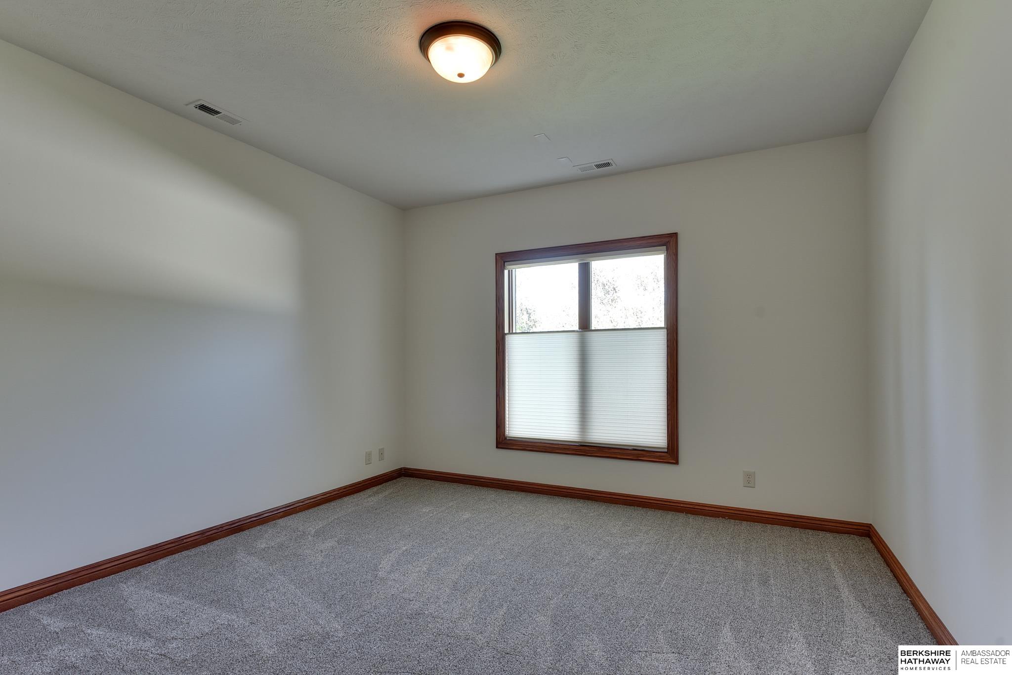4917 N 96 Street, Omaha, Nebraska image 44