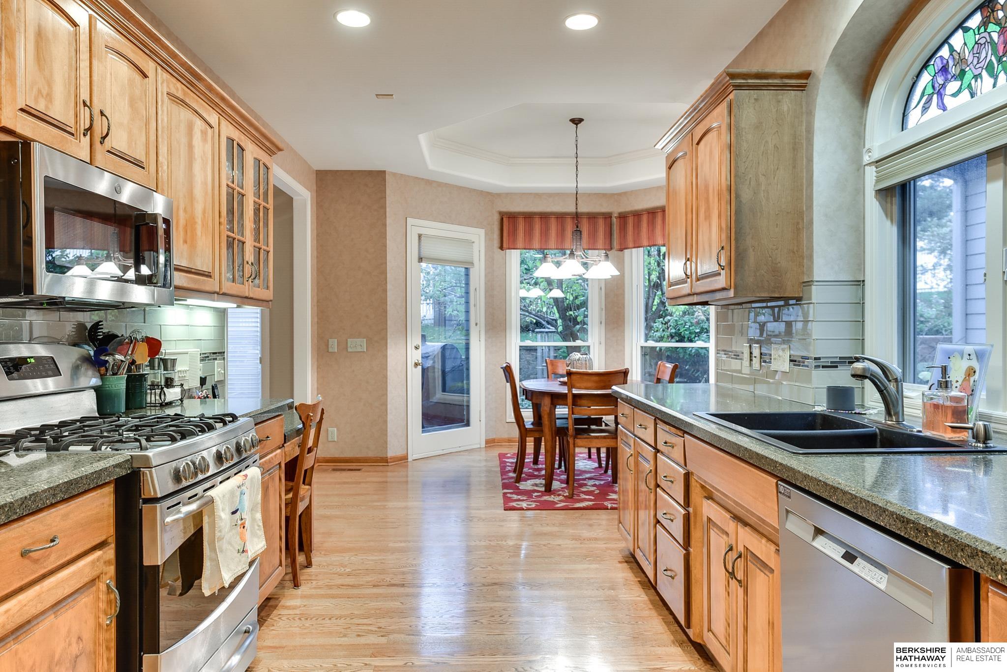 15710 Bedford Avenue, Omaha, Nebraska image 17