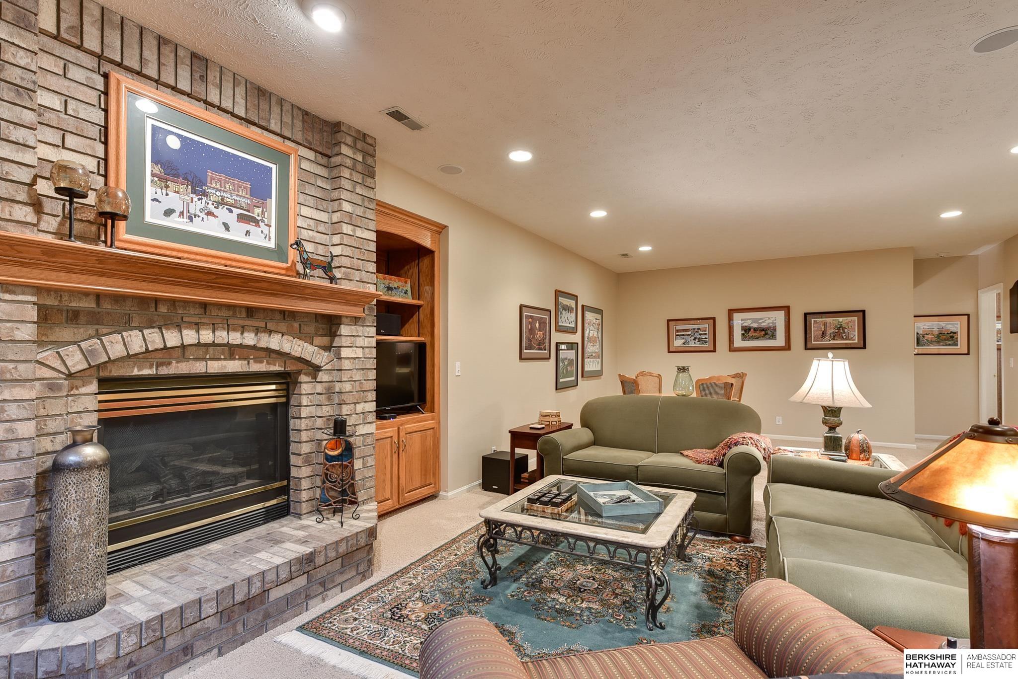 15710 Bedford Avenue, Omaha, Nebraska image 37