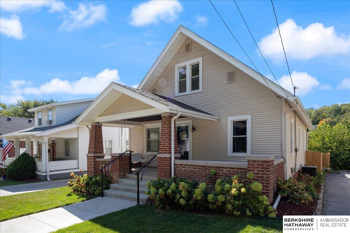 634 Benton Street, Council Bluffs, Iowa image 2