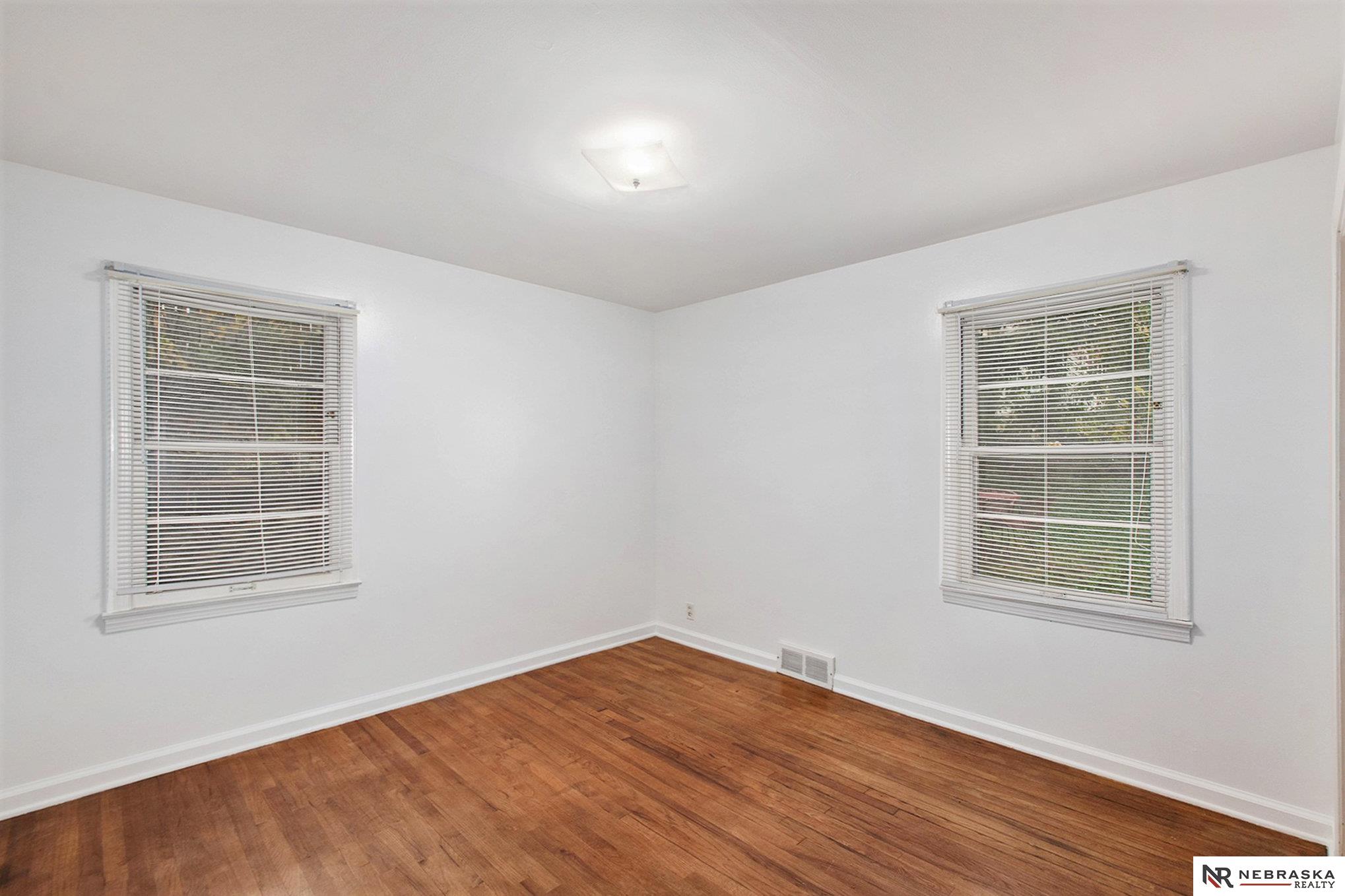 902 S 36th Street, Omaha, Nebraska image 16