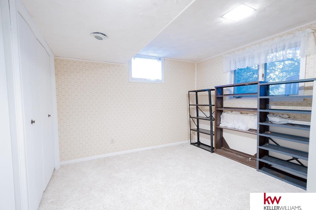 1049 Louden Street, Superior Township, Nebraska image 32