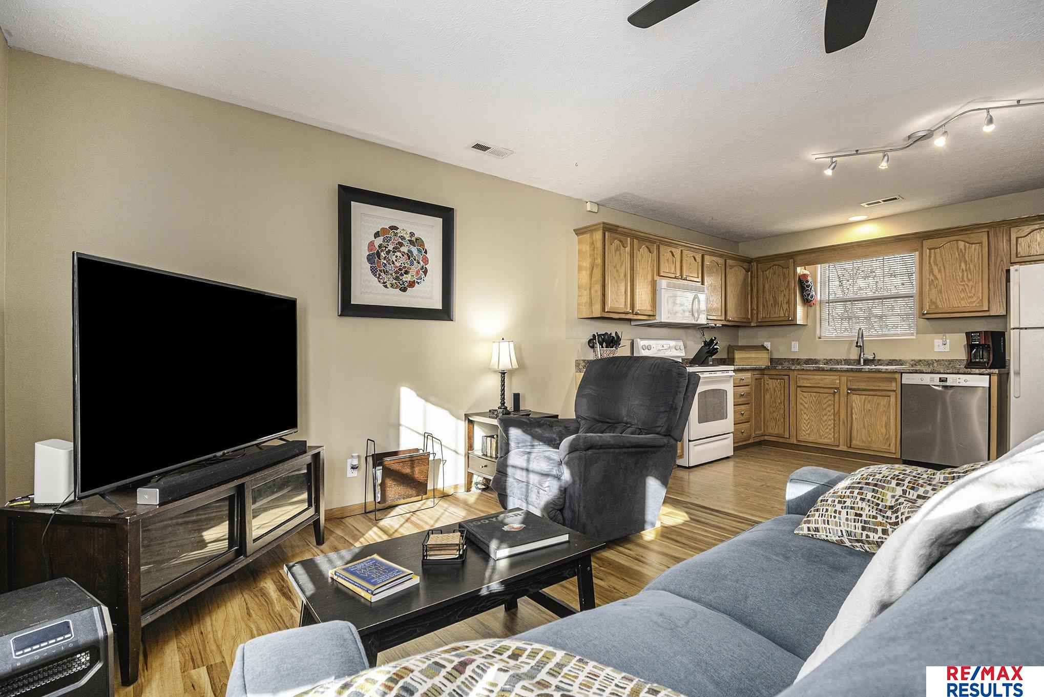 14660 Boyd Court, Omaha, Nebraska image 2