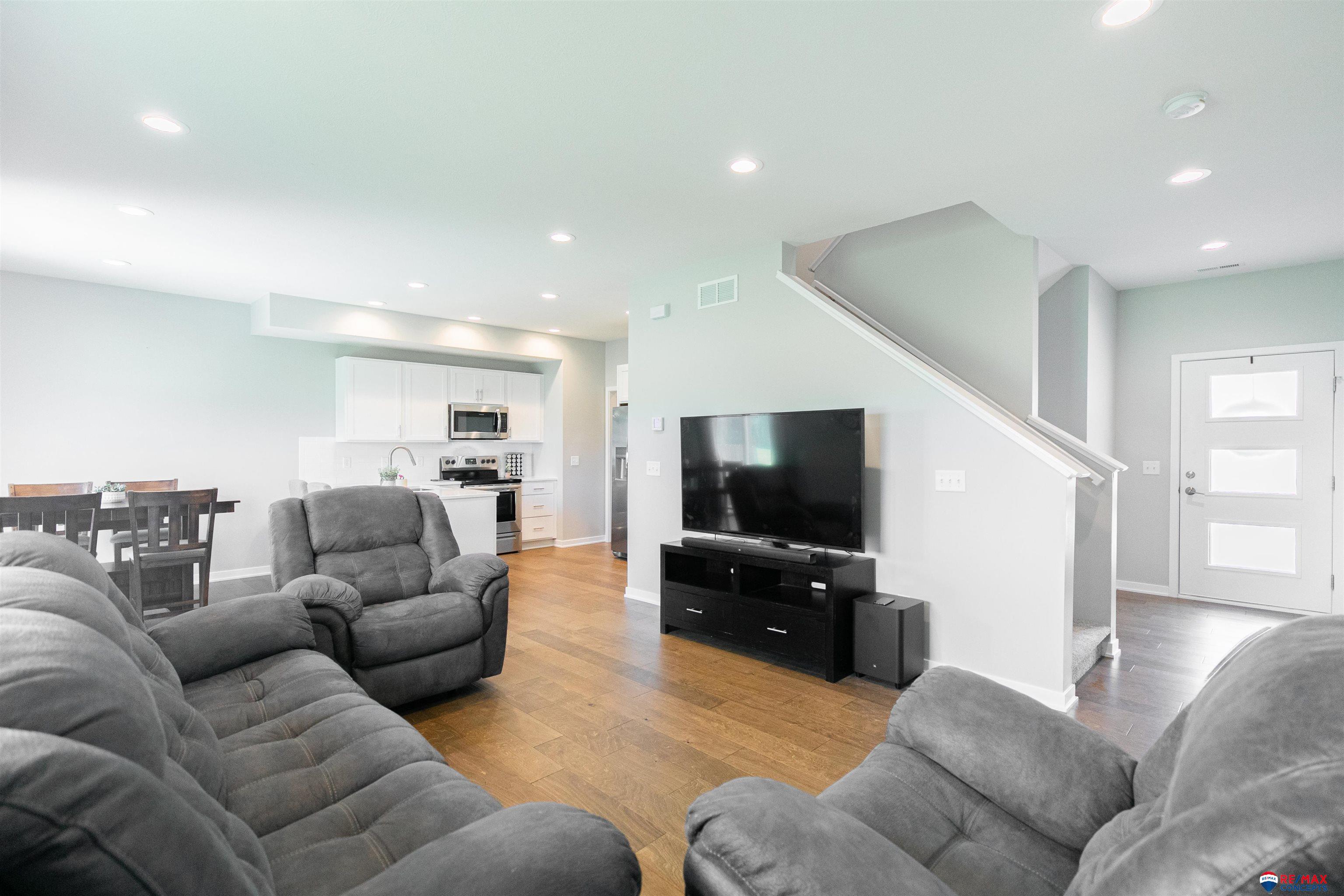 930 Titan Drive, Hickman, Nebraska image 5