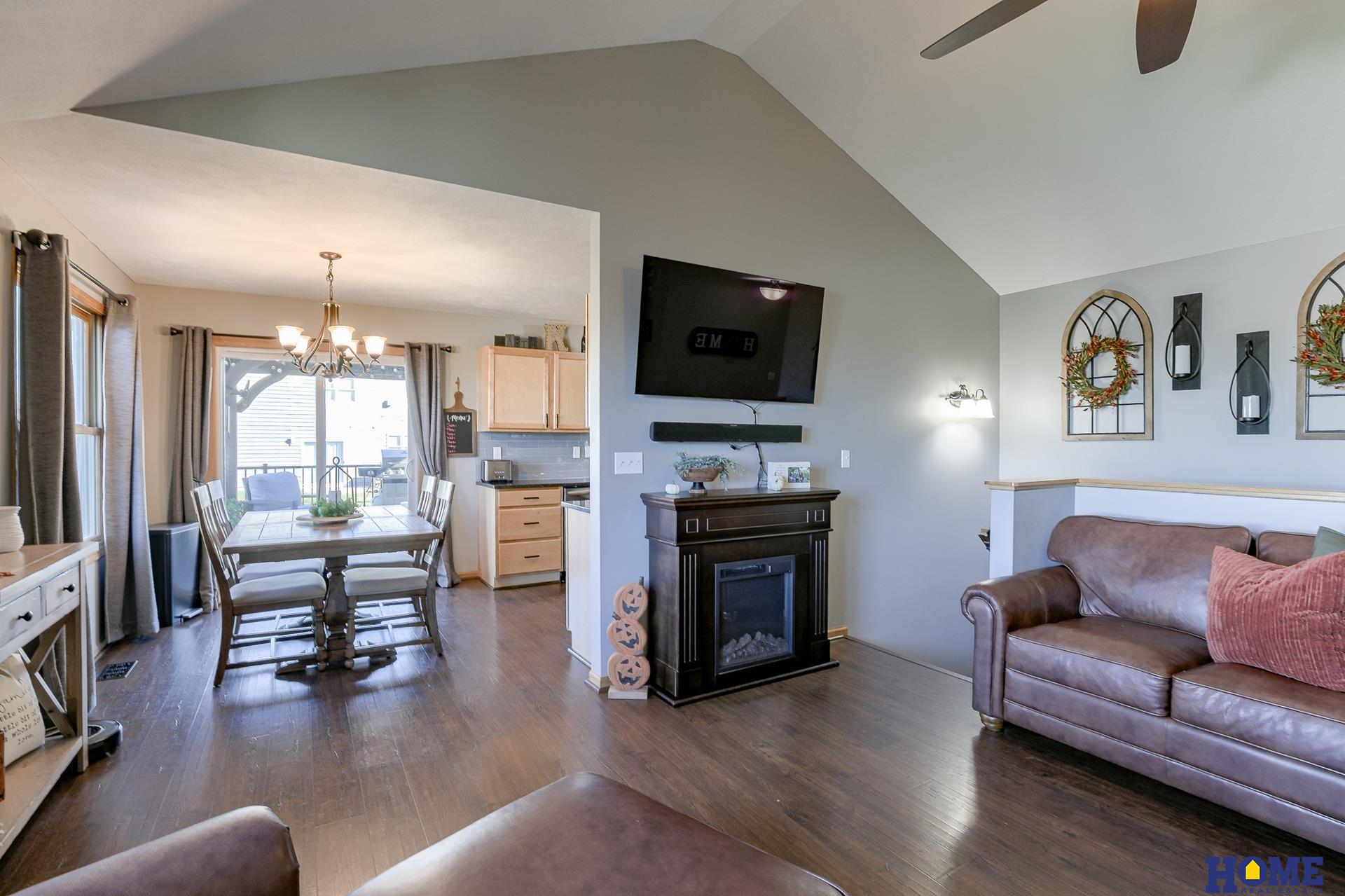 725 Autumn Parkway, Hickman, Nebraska image 4