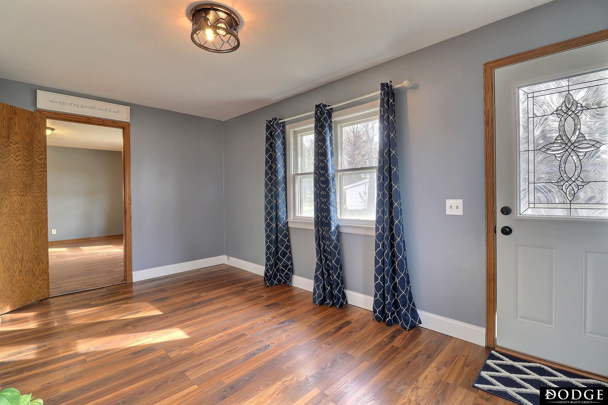 404 N Ash Street, Dodge, Nebraska image 3