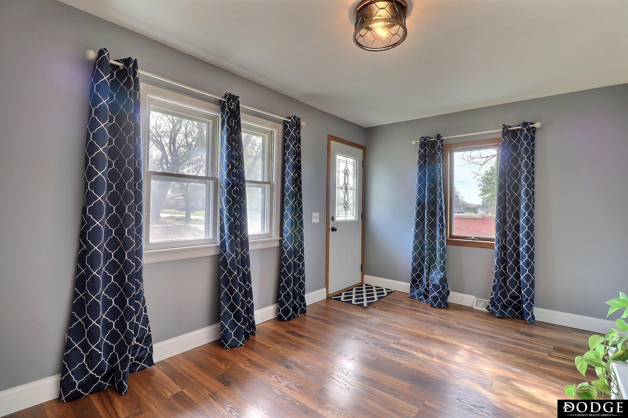404 N Ash Street, Dodge, Nebraska image 4