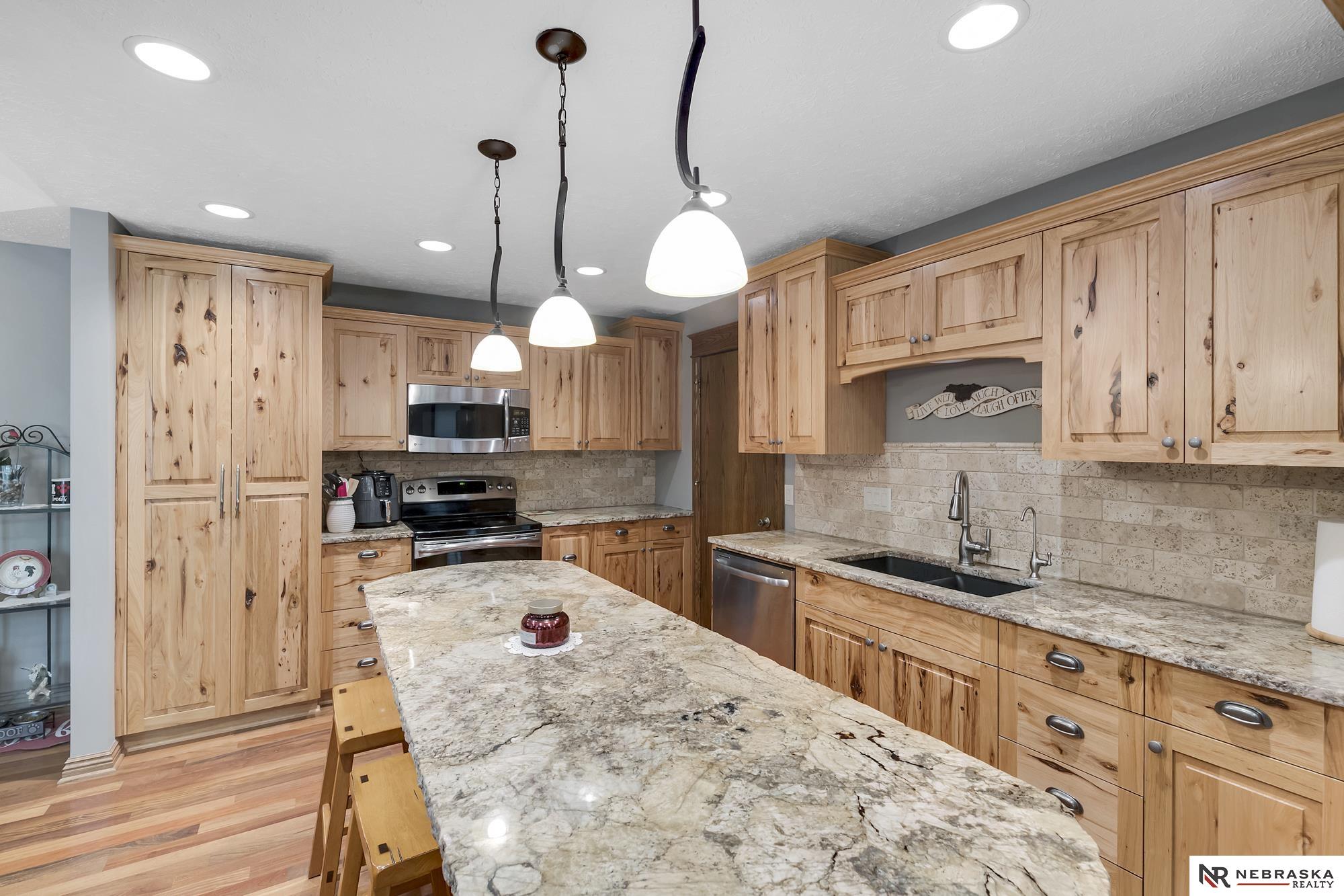 15702 Meadow Ridge, Springfield, Nebraska image 13