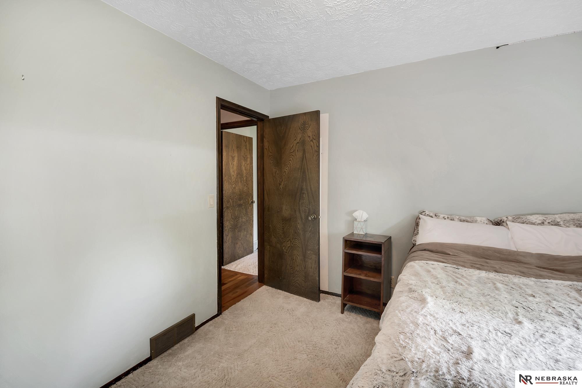 15702 Meadow Ridge, Springfield, Nebraska image 31