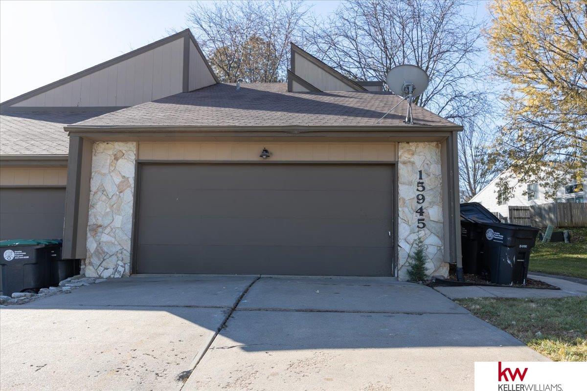15945 Gold Circle, Omaha, Nebraska image 2