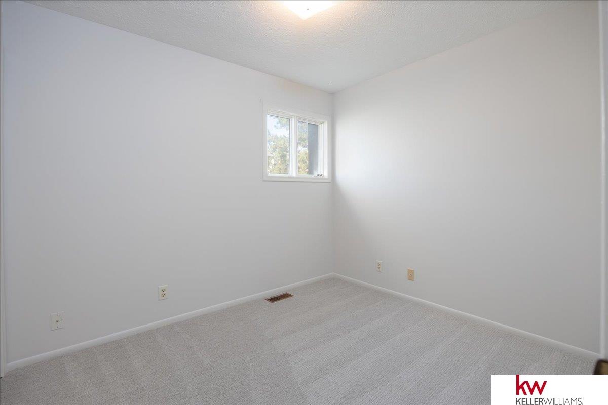 15945 Gold Circle, Omaha, Nebraska image 12