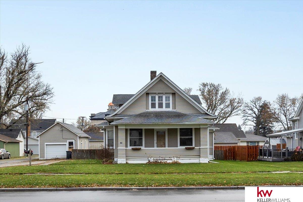 108 E 5th Street, Logan, Iowa image 1