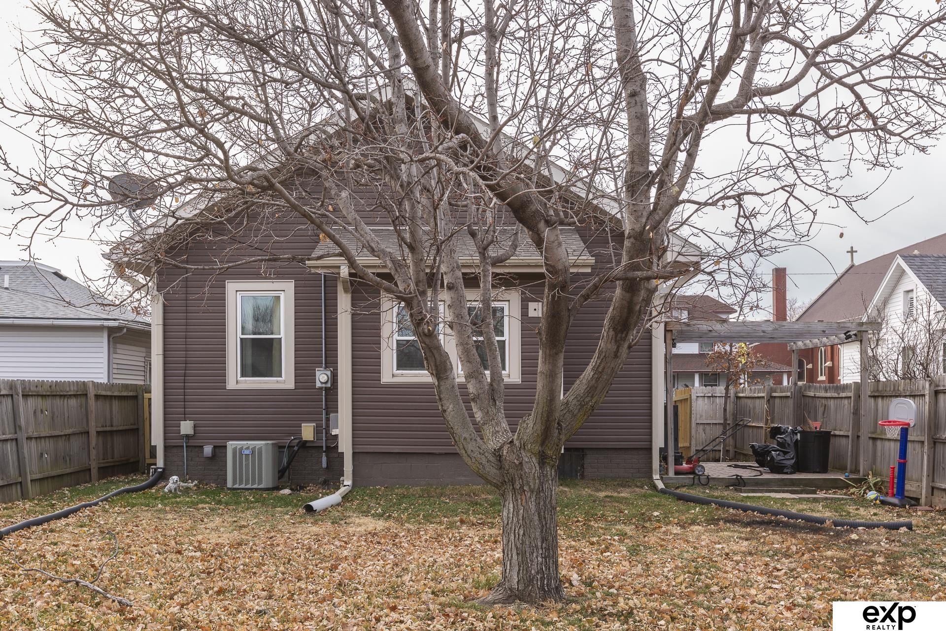 2212 Avenue B, Council Bluffs, Iowa image 22
