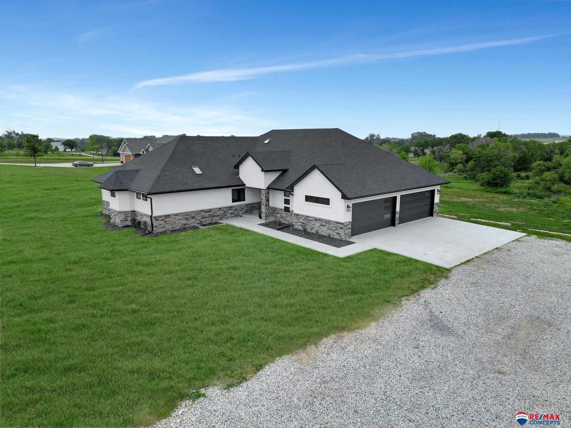 15751 Fox Run Road, Bennet, Nebraska image 1