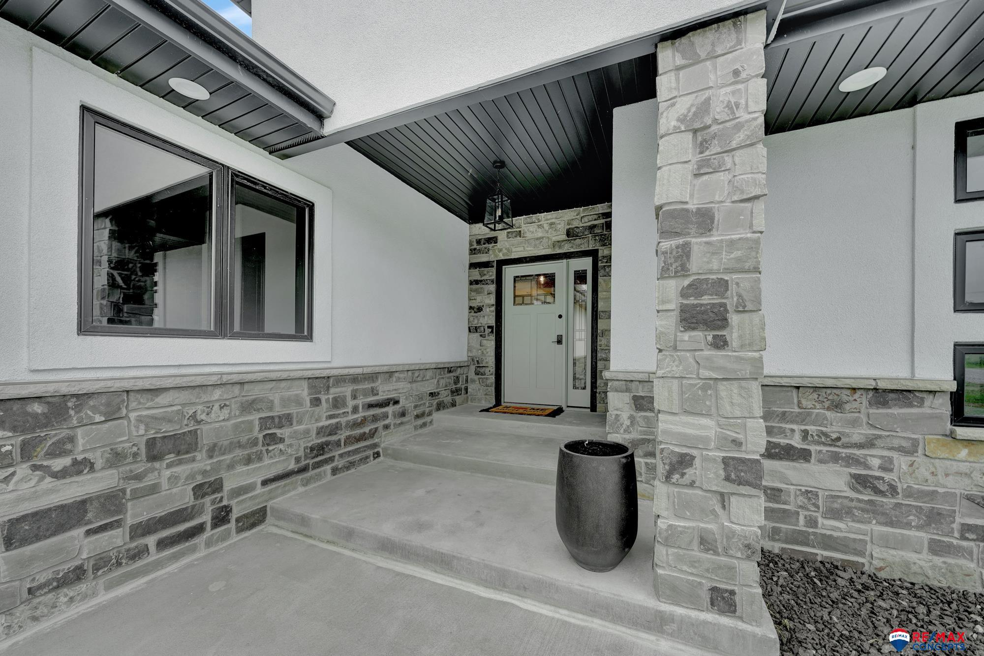 15751 Fox Run Road, Bennet, Nebraska image 4
