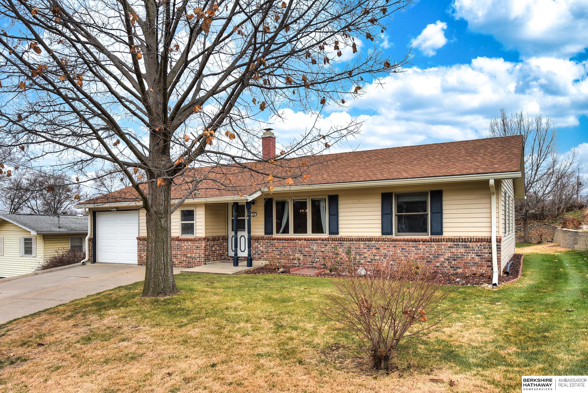 16 Virginia Hills Road, Council Bluffs, Iowa image 1