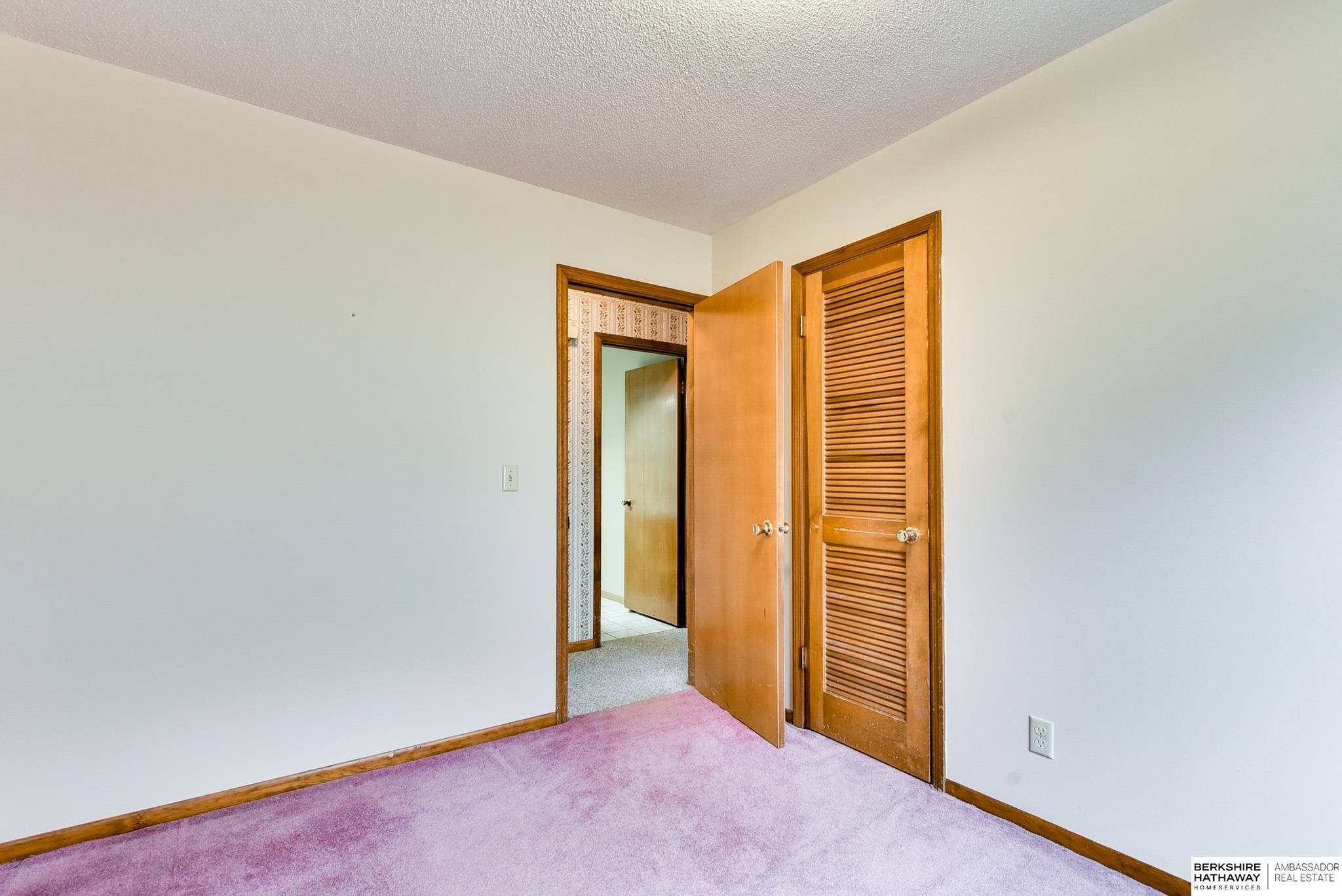 16 Virginia Hills Road, Council Bluffs, Iowa image 23