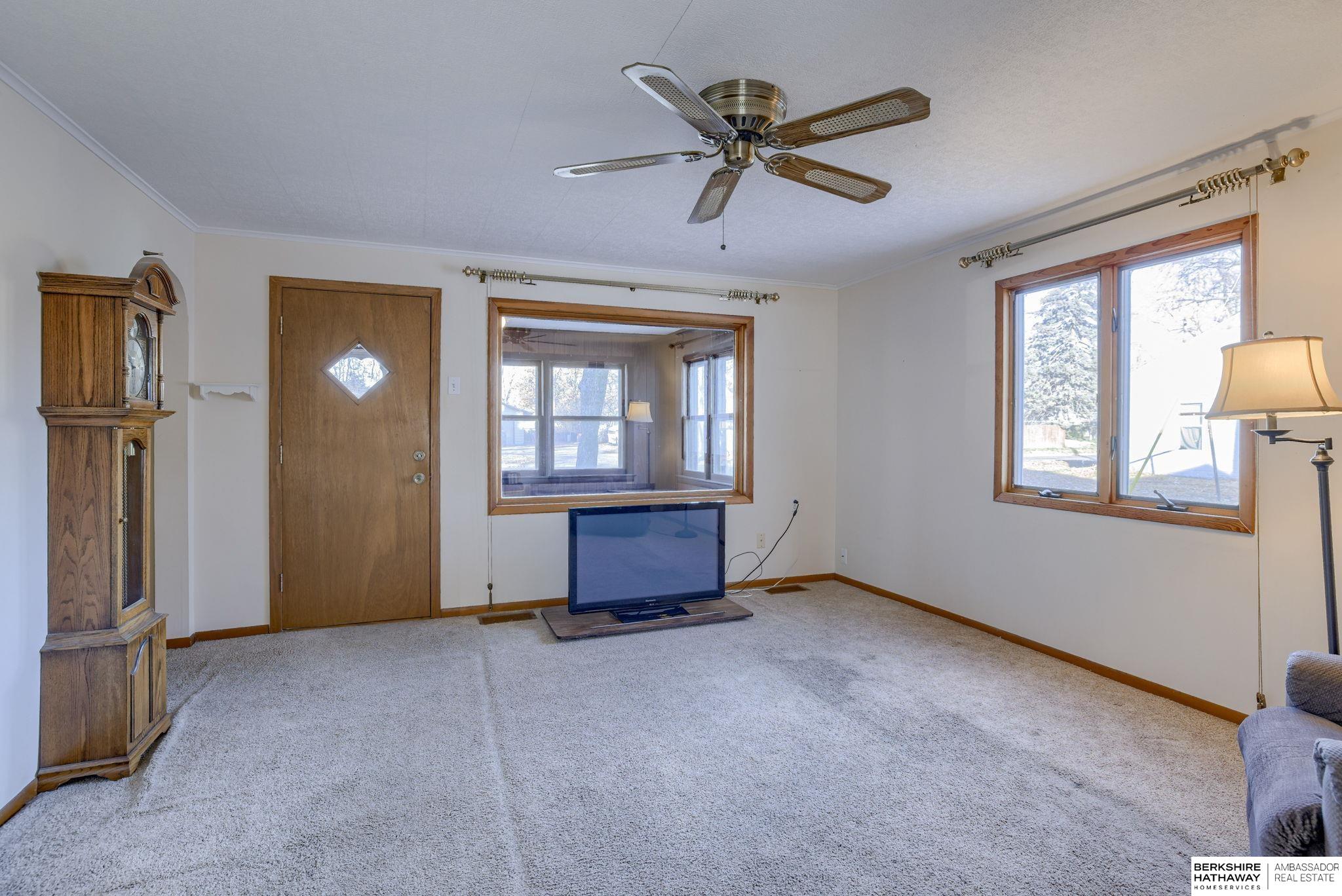 417 S Mayne Street, Valley, Nebraska image 4