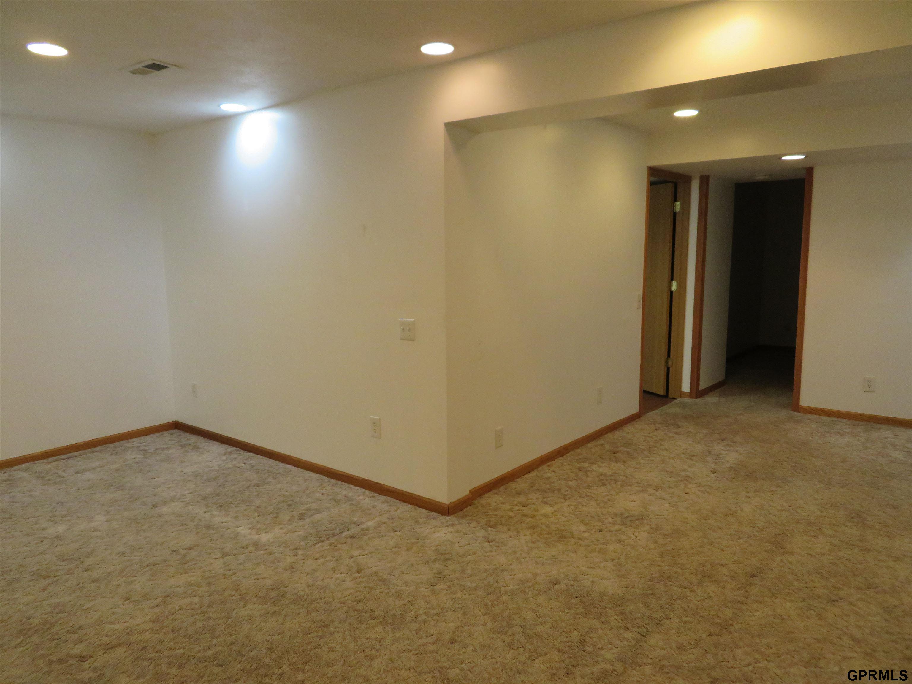 2933 Light Breeze Lane, Missouri Valley, Iowa image 36