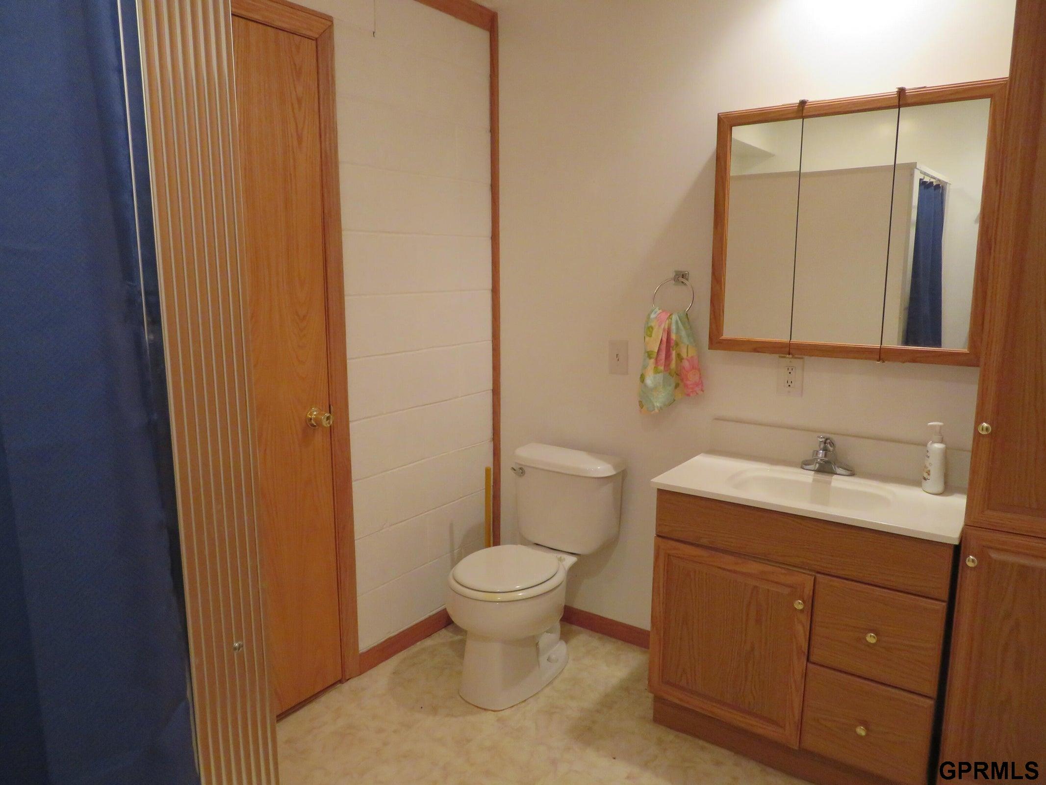 2933 Light Breeze Lane, Missouri Valley, Iowa image 5