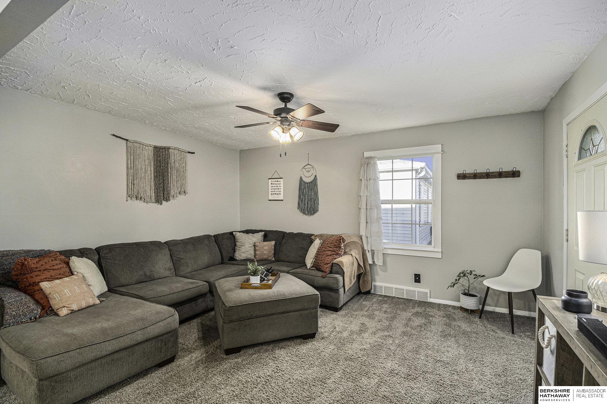4512 S 61 Street, Omaha, Nebraska image 6