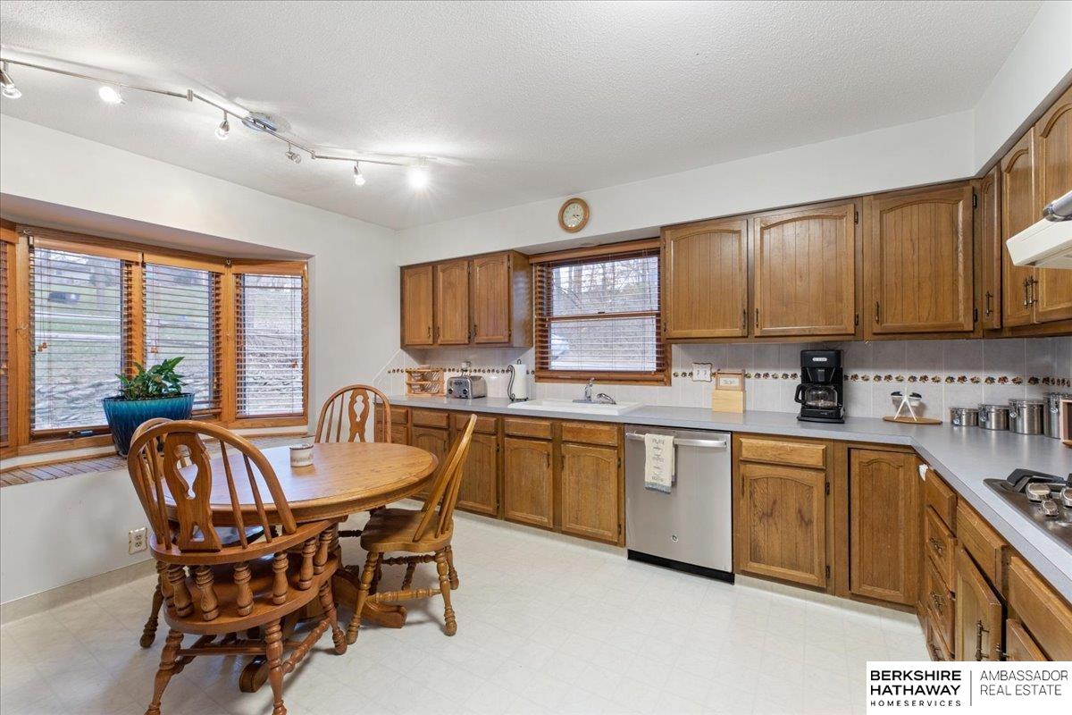 7 Scarlet Oaks Road, Council Bluffs, Iowa image 12