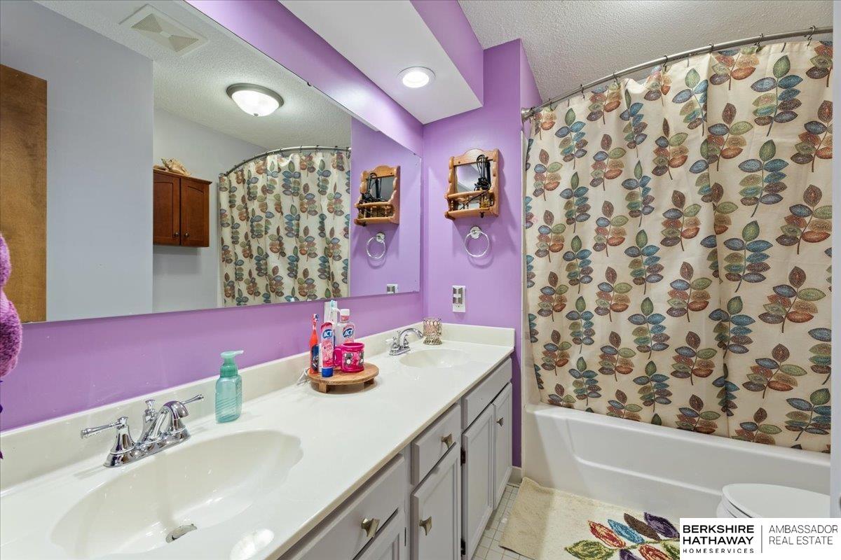 7 Scarlet Oaks Road, Council Bluffs, Iowa image 22