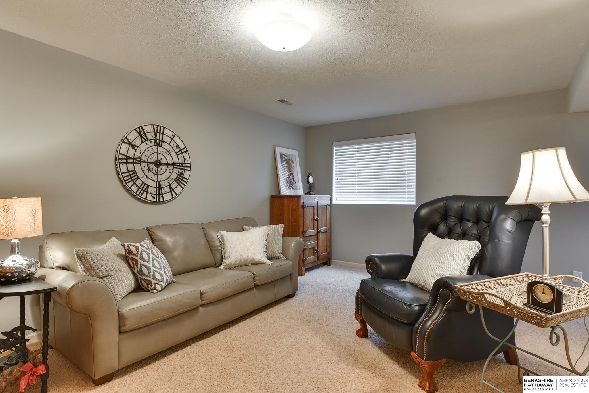 16055 Browne Street, Omaha, Nebraska image 31