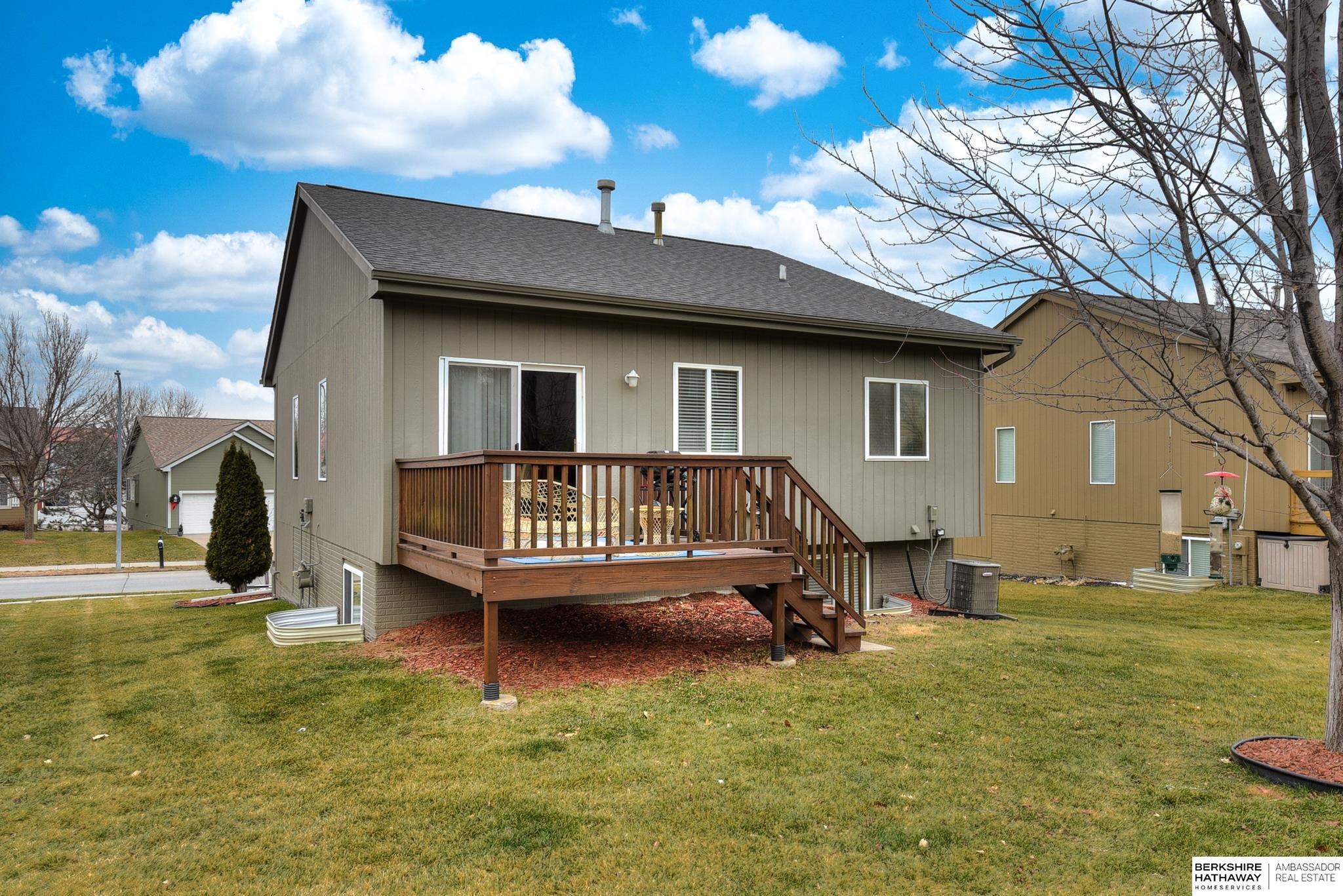 16055 Browne Street, Omaha, Nebraska image 38