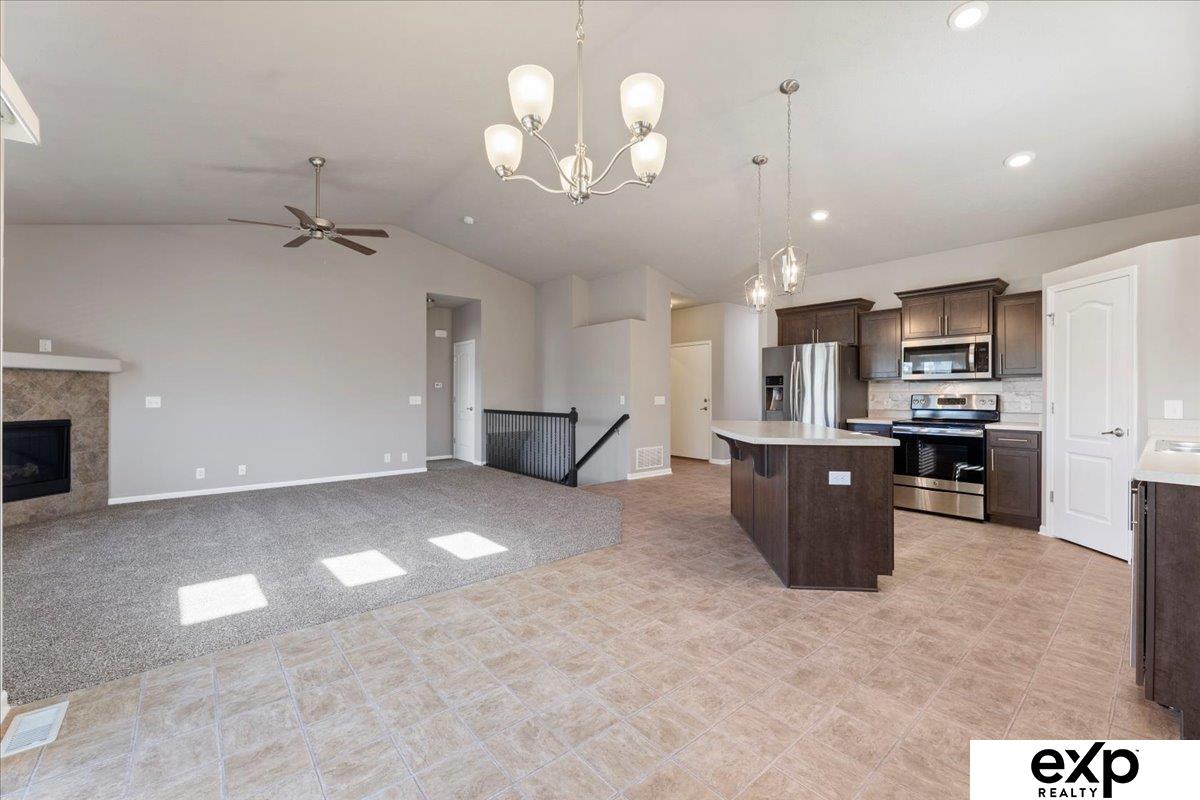8002 S 190 Street, Omaha, Nebraska image 21
