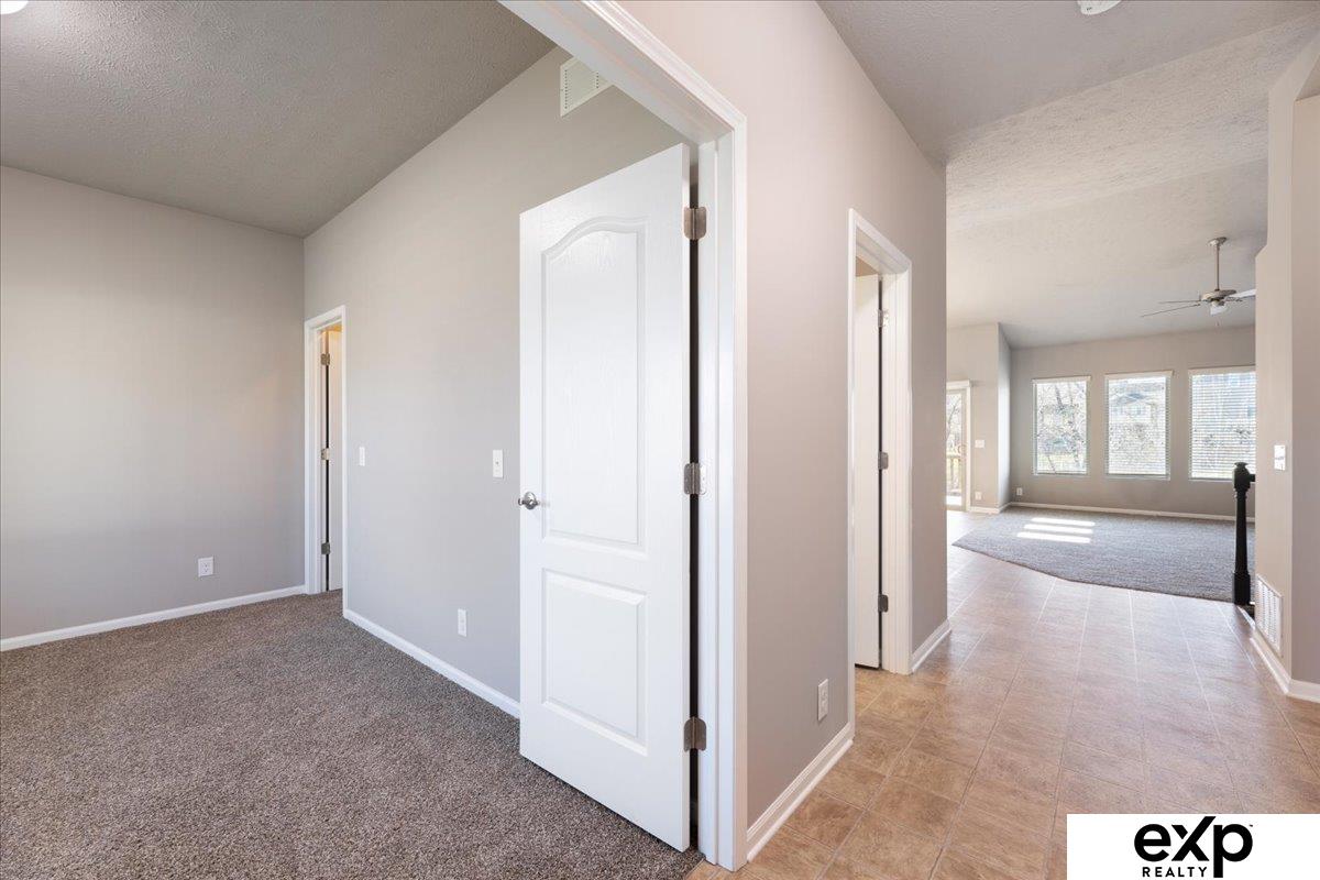 8002 S 190 Street, Omaha, Nebraska image 4