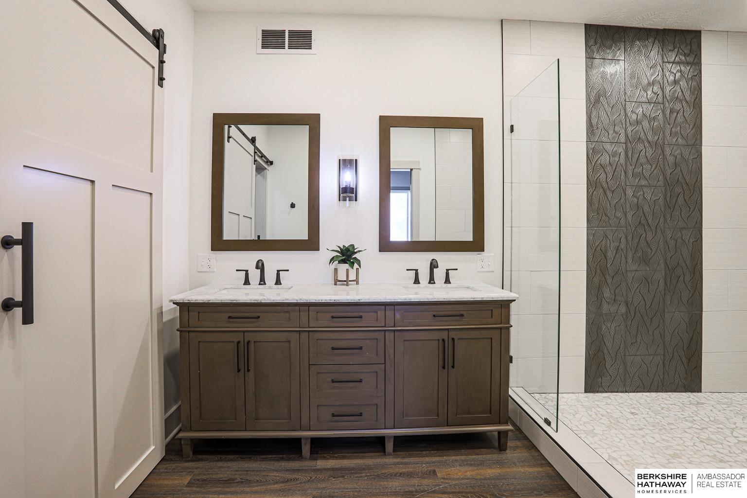 11 Westlake Village, Council Bluffs, Iowa image 21