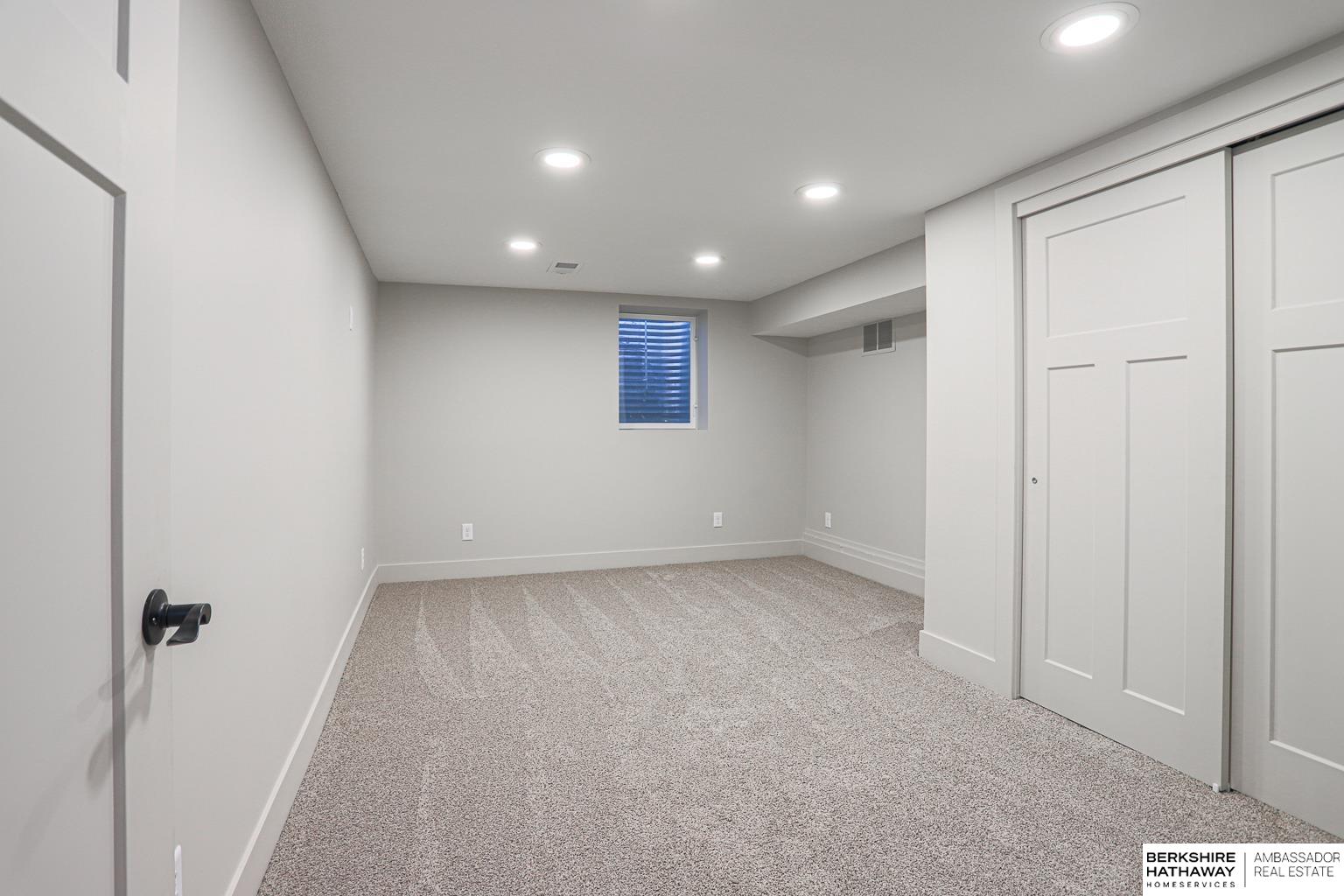 11 Westlake Village, Council Bluffs, Iowa image 35