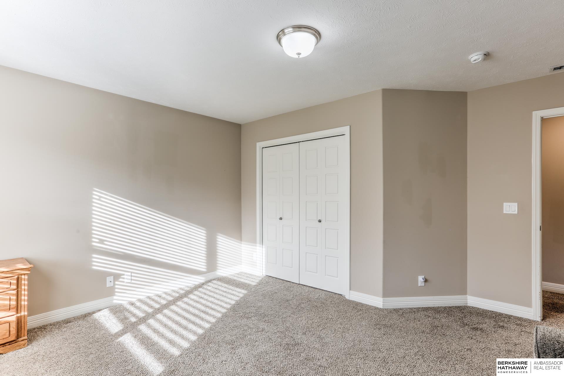 15467 Jaynes Circle, Omaha, Nebraska image 32