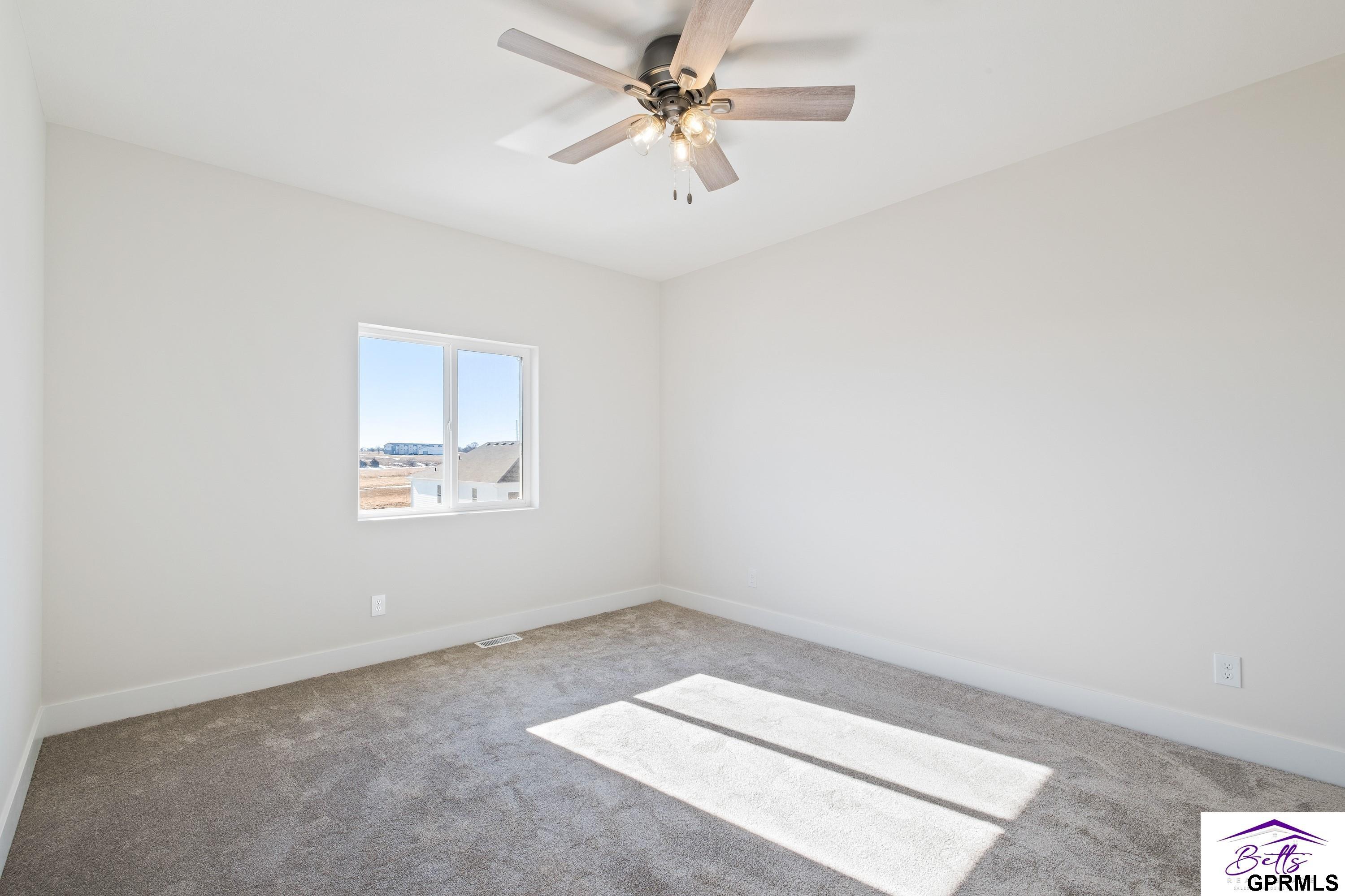 6044 Oakcrest Plaza #8, Omaha, Nebraska image 9